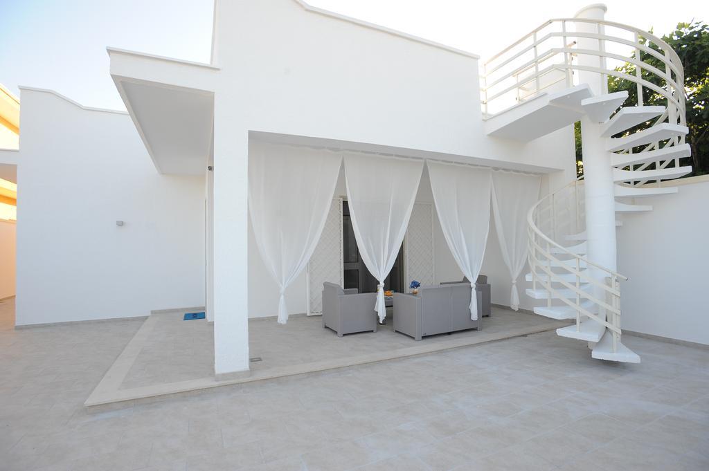 Filo Di Vento Hotel Porto Cesareo Exterior foto