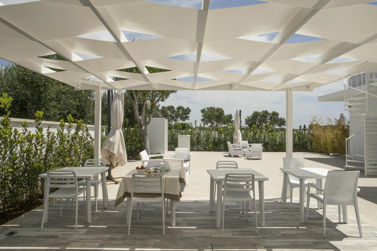 Filo Di Vento Hotel Porto Cesareo Exterior foto